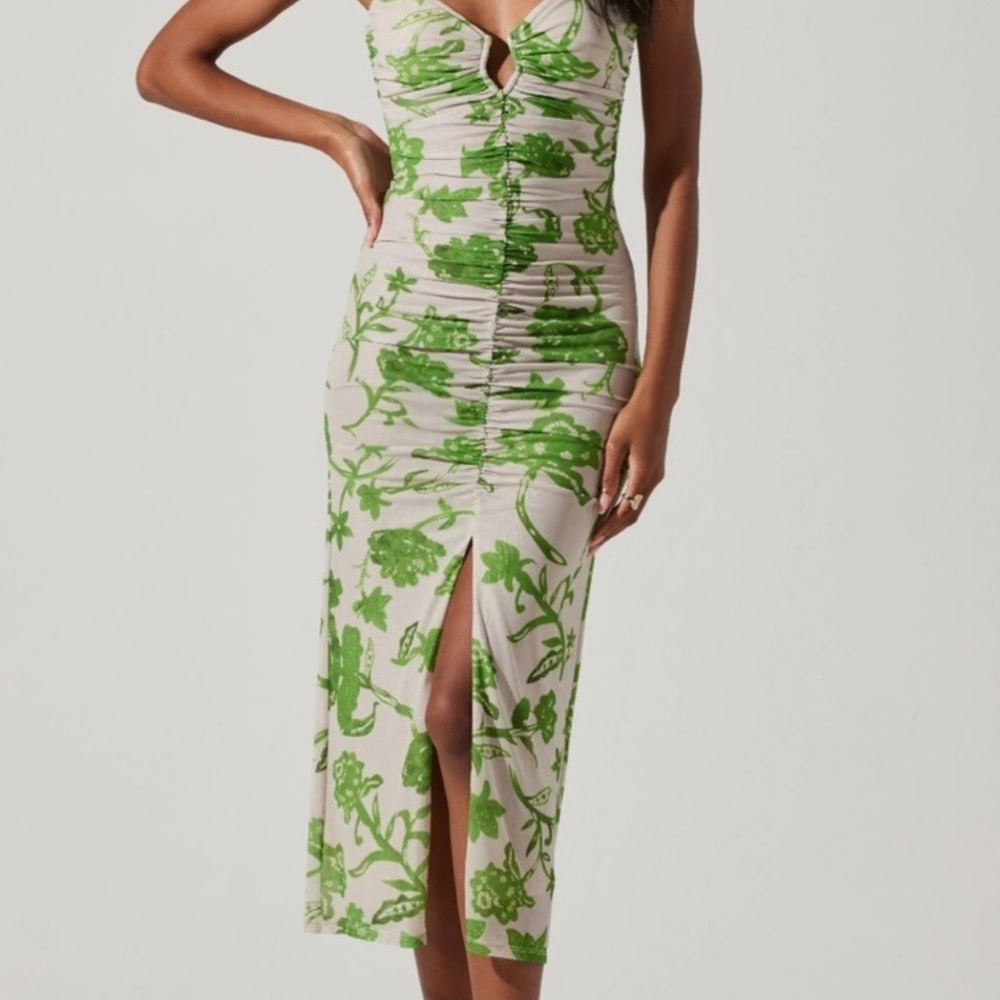 Astr Green Floral Ruched Midi Dress with Front Slit